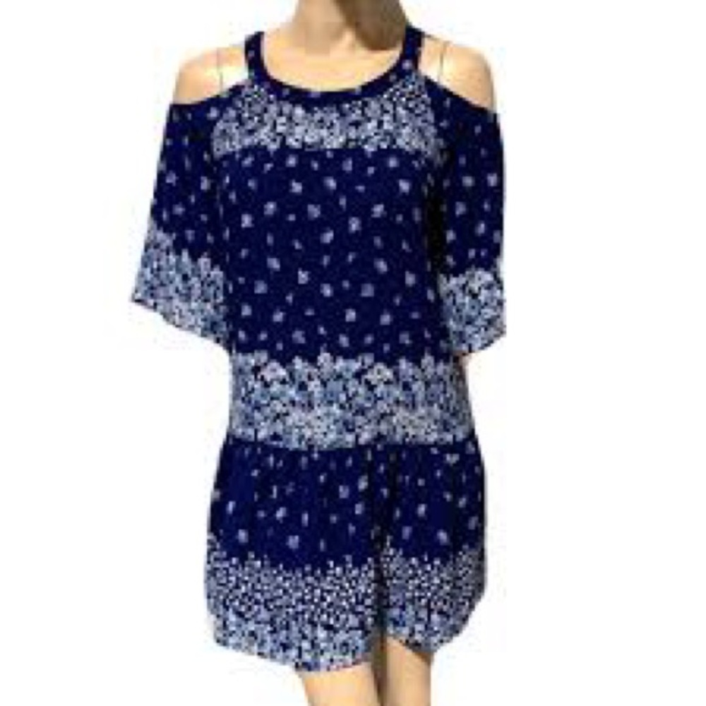 City Triangles Cold Shoulder Dress Size Medium